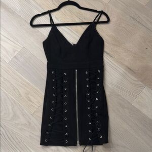 LF SEEK Black Lace-Up Velvet Body Con Dress XS